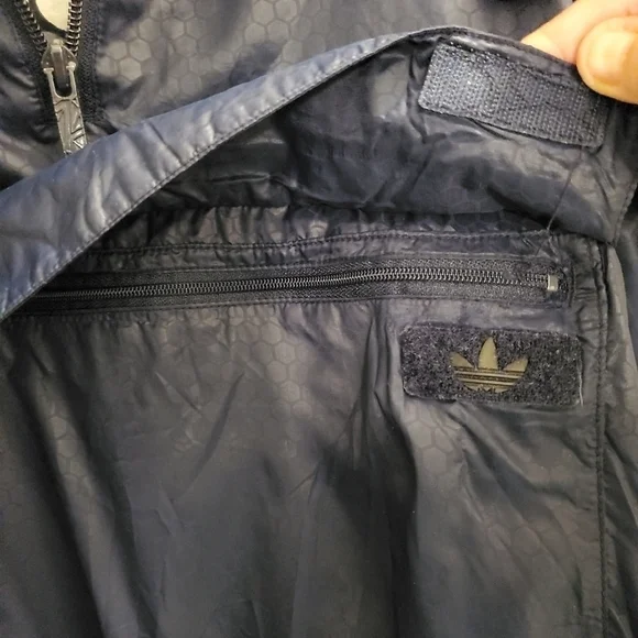 Adidas 1/4 zip pullover windbreaker - Picture 8 of 8